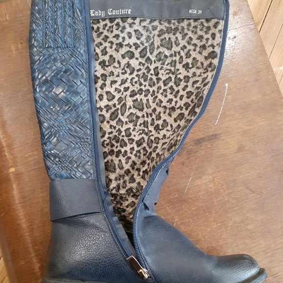 Lady Coutureboots - Picture 4 of 4